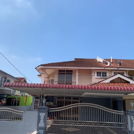 Awani Homestay Seberang Jaya Permatang Janggus Zewnętrze zdjęcie